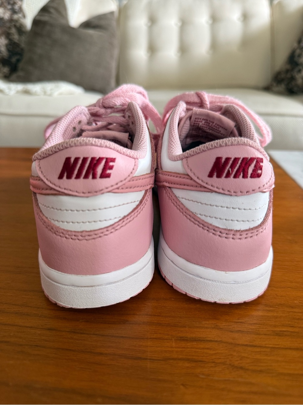 Girls Nike Low Dunk Pink and White | size 3 - Picture 4 of 7